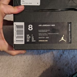 Air Jordan 1 mid, size 8 GUC